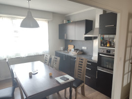 
                                                                                        Location
                                                                                         Appartement T4 99m² quartier Nansouty