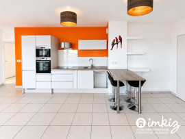 
                                                                                        Vente
                                                                                         Appartement T4 de 75m² avec grand balcon et garage