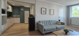 
                                                                                        Vente
                                                                                         Appartement T4 de 78 m² + balcon + cave