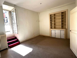
                                                                                        Vente
                                                                                         Appartement T4 de caractère avec terrasse – 123 m² – Angers hyper-centre