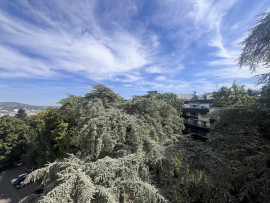 
                                                                                        Vente
                                                                                         Appartement T4 - Dernier étage - Point du Jour