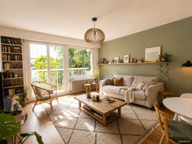 
                                                                                        Vente
                                                                                         Appartement T4 - Dernier étage - Point du Jour