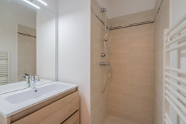 Vente
Appartement T4 RDC surélevé 84m² + 110m² extérieur