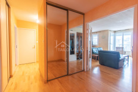 
                                                                                        Location
                                                                                         Appartement T5 Meublé - Parking et Balcon