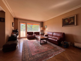 
                                                                                        Vente
                                                                                         Appartement T7 - Résidence de standing avec piscine et tennis - Écully centre