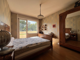 
                                                                                        Vente
                                                                                         Appartement T7 - Résidence de standing avec piscine et tennis - Écully centre