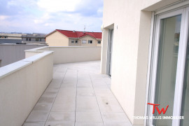 
                                                                                        Vente
                                                                                         APPARTEMENT TOIT TERRASSE T4 89 m2 VILLEURBANNE