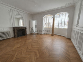 
                                                                                        Location
                                                                                         APPARTEMENT TR7S BON STANDING MARAIS