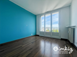 
                                                                                        Vente
                                                                                         Appartement traversant 3 pièces vue coup de cœur