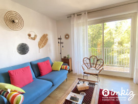 
                                                                                        Vente
                                                                                         Appartement traversant
