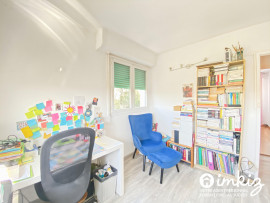 
                                                                                        Vente
                                                                                         Appartement traversant