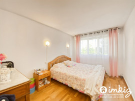 
                                                                                        Vente
                                                                                         Appartement traversant