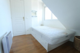 
                                                                                        Location
                                                                                         APPARTEMENT TRES LUMINEUX