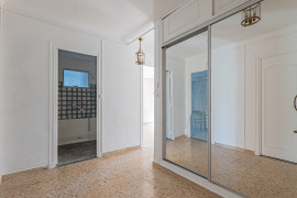 Vente
Appartement trois pièces - au calme absolu