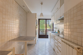 Vente
Appartement trois pièces - au calme absolu