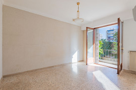 Vente
Appartement trois pièces - au calme absolu