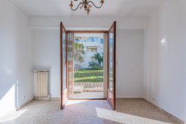 Vente
Appartement trois pièces - au calme absolu