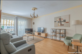 Vente
APPARTEMENT TROIS PIECES - CENTRE VILLE DE SAINT LAURENT DU VAR