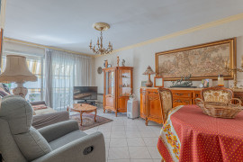 Vente
APPARTEMENT TROIS PIECES - CENTRE VILLE DE SAINT LAURENT DU VAR