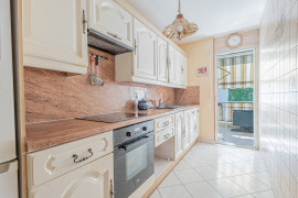 Vente
APPARTEMENT TROIS PIECES - CENTRE VILLE DE SAINT LAURENT DU VAR