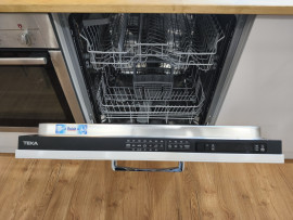 
                                                                                        Vente
                                                                                         APPARTEMENT UNE CHAMBRE MEUBLE