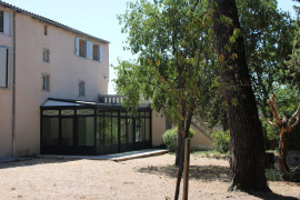 
                                                                                        Location
                                                                                         Appel à manifestation d'intérêt pour l'exploitation du local commercial de l'Orangerie à Claret – Hérault (34)