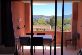 
                                                                                        Location de vacances
                                                                                         Appt 5 pers Parcs de Grimaud Ste Maxime St Tropez