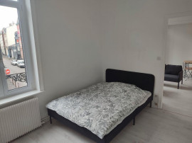 
                                                                                        Location
                                                                                         Appt T2 république 790e