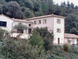 
                                                                                        Vente
                                                                                         ARDECHE PROPRIETE DE CHARME 10 HA