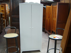 
                                                                        Meuble
                                                                         Armoire blanche