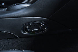 
                                                                                        Voiture
                                                                                         Aston Martin DB11 V12 5.2 608