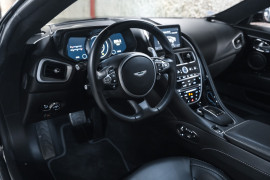 
                                                                                        Voiture
                                                                                         Aston Martin DB11 V12 5.2 608