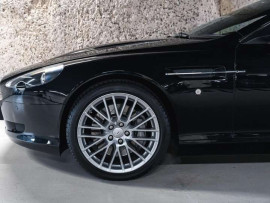 
                                                                                        Voiture
                                                                                         Aston Martin DB9 Coupé Touchtronic A