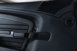 
                                                                                        Voiture
                                                                                         Aston Martin DB9 GT Bond Edition V12 6.0 548