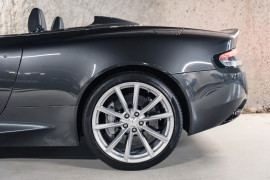 
                                                                                        Voiture
                                                                                         Aston Martin DB9 GT Volante V12 6.0 548
