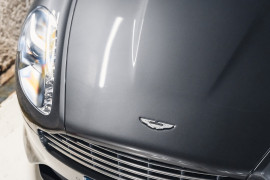 
                                                                                        Voiture
                                                                                         Aston Martin DB9 GT Volante V12 6.0 548