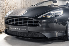 
                                                                                        Voiture
                                                                                         Aston Martin DB9 GT Volante V12 6.0 548