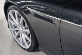 
                                                                                        Voiture
                                                                                         Aston Martin DB9 GT Volante V12 6.0 548