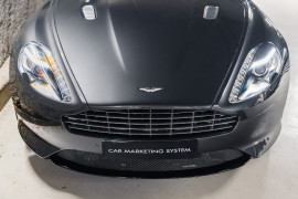 
                                                                                        Voiture
                                                                                         Aston Martin DB9 GT Volante V12 6.0 548