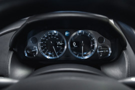 
                                                                                        Voiture
                                                                                         Aston Martin DB9 (I) V12 6.0 450 Touchtronic
