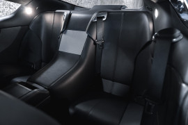
                                                                                        Voiture
                                                                                         Aston Martin DB9 (I) V12 6.0 450 Touchtronic