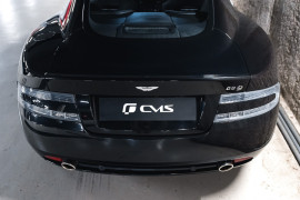 
                                                                                        Voiture
                                                                                         Aston Martin DB9 (I) V12 6.0 470 Touchtronic