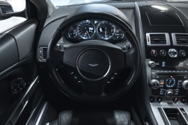 
                                                                                        Voiture
                                                                                         Aston Martin DB9 (I) V12 6.0 470 Touchtronic