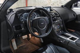 
                                                                                        Voiture
                                                                                         Aston Martin DB9 (III) V12 6.0 517