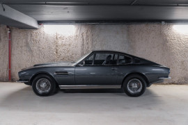 
                                                                                        Voiture
                                                                                         Aston Martin DBS L6 Saloon