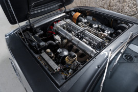 
                                                                                        Voiture
                                                                                         Aston Martin DBS L6 Saloon