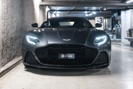 
                                                                                        Voiture
                                                                                         Aston Martin DBS Superleggera V12 5.2 725