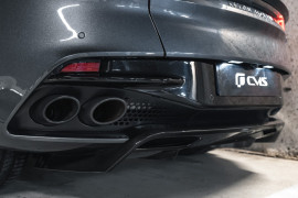 
                                                                                        Voiture
                                                                                         Aston Martin DBS Superleggera V12 5.2 725