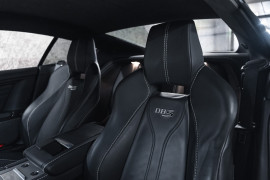 
                                                                                        Voiture
                                                                                         Aston Martin DBS V12 5.9 517 Touchtronic