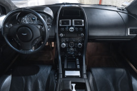 
                                                                                        Voiture
                                                                                         Aston Martin DBS Volante V12 5.9 517 Touchtronic 2